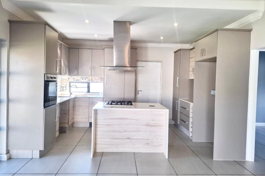 To Let 3 Bedroom Property for Rent in Salisbury Park Eastern Cape
